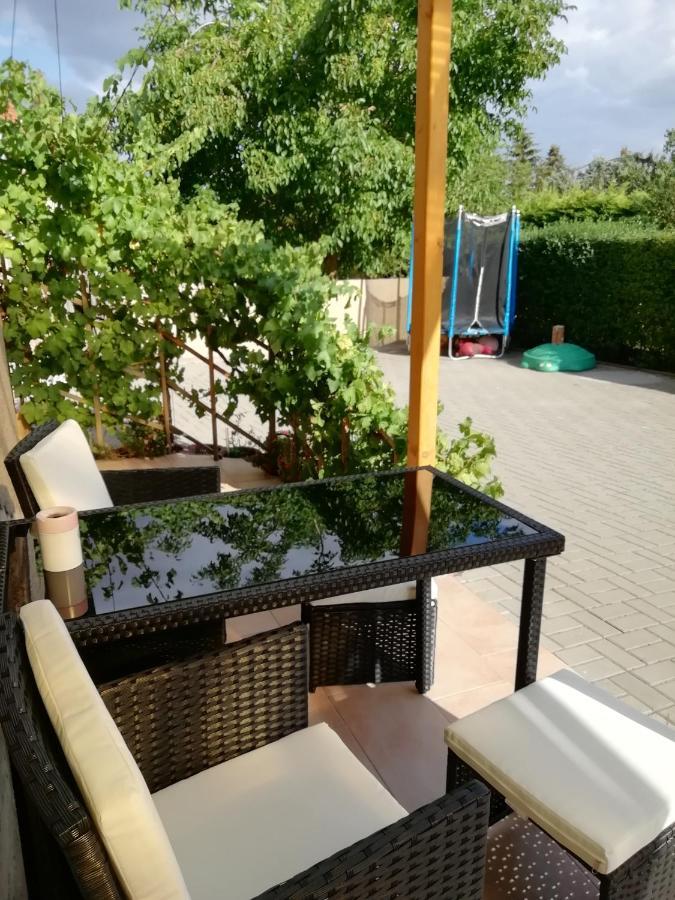 Ferienwohnung Nico Stadtilm Esterno foto
