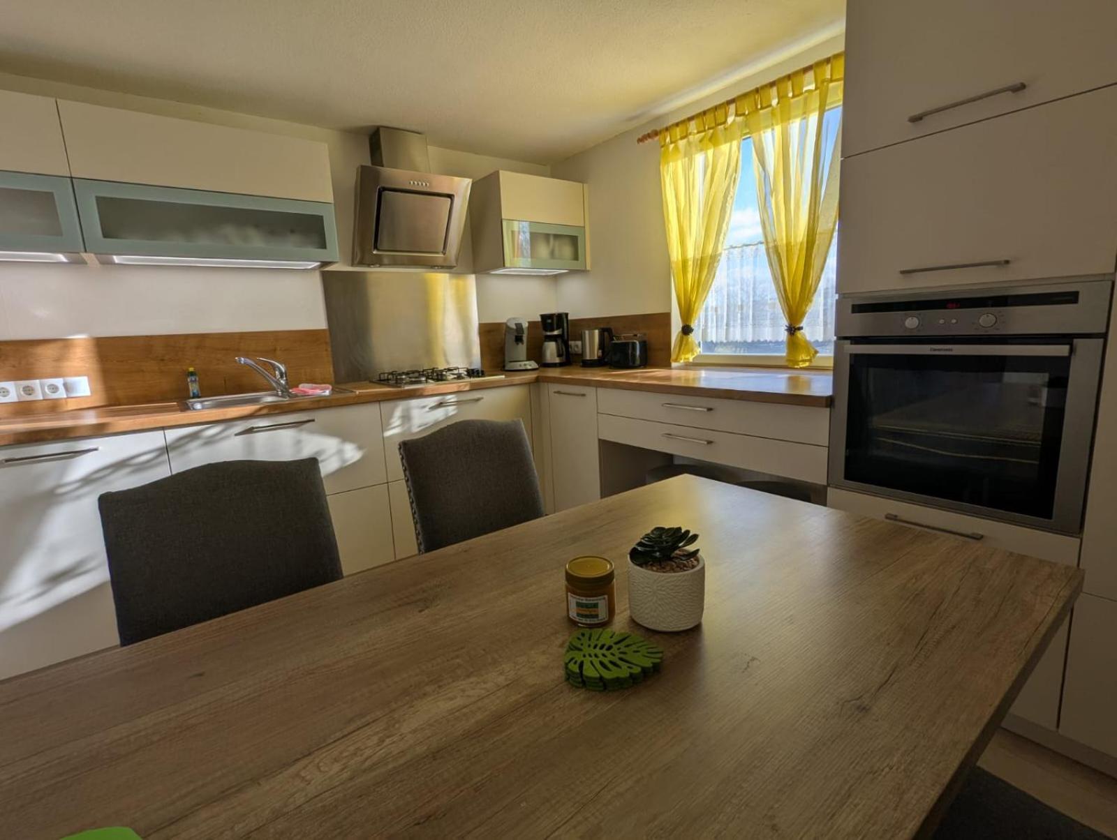 Ferienwohnung Nico Stadtilm Esterno foto