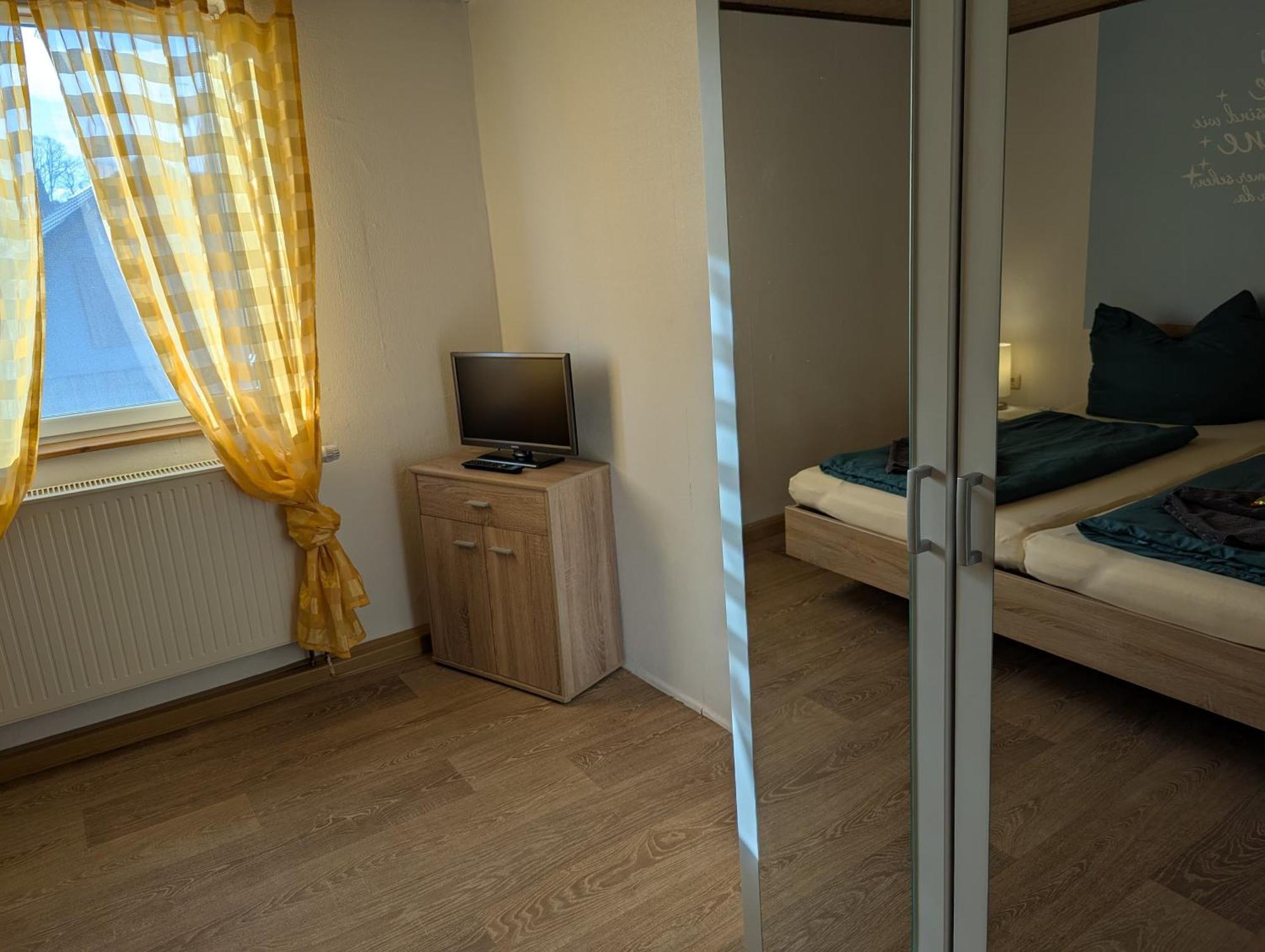 Ferienwohnung Nico Stadtilm Esterno foto